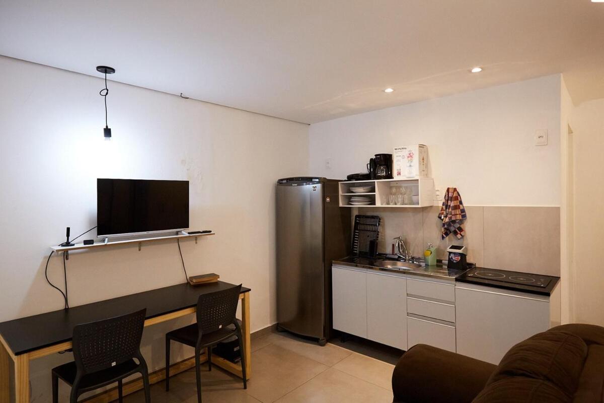 10 Near Skema School 500mts, Full Kitchen, Garage, Next To Savassi * Belo Horizonte